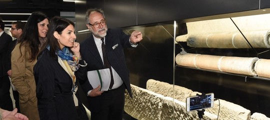Le sfide (e le grane) che attendono Roma e Virginia Raggi nel 2018