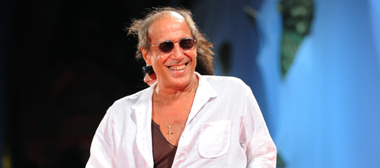 Adriano Celentano è il Messia ma (però) Gesù Cristo è più grande lui
