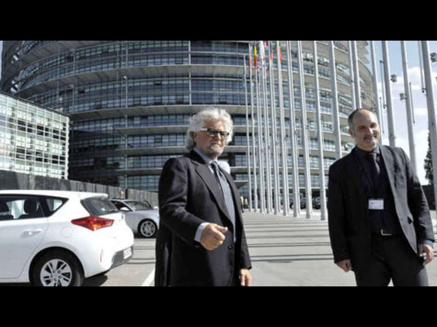 Grillo, "Italicum incostituzionale" "Con la nostra vincono loro"