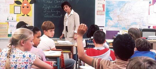 Domani alla riapertura delle scuole prevedibile un certo caos. Cosa sapere
