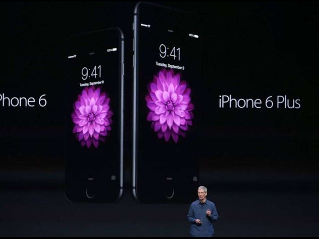 Presentati i nuovi iPhone: Cook, "i piu' sottili mai prodotti"