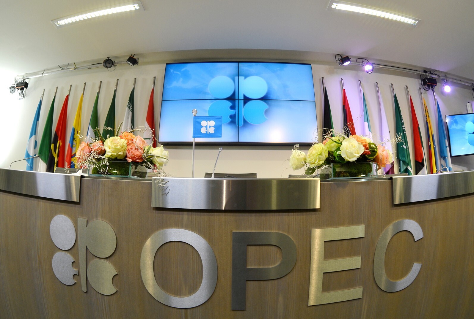 Perché gli Emirati arabi uniti lasciano l'Opec dopo 60 anni