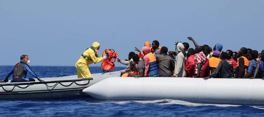 Migranti, Viminale: dal primo gennaio sbarchi +15,36% rispetto allo scorso anno, dopo 6 mesi di calo