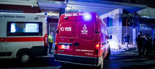 migrante rogo baracca foggia