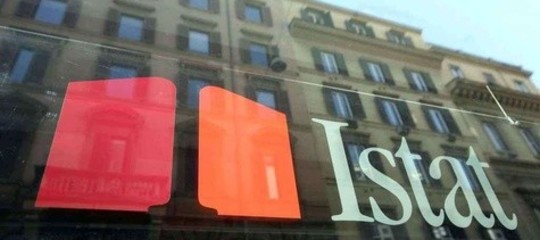 Industria: Istat, bene fatturato e ordini a novembre
