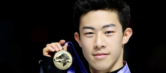 Il ragazzo d'oro che sorride sui pattini si chiama Nathan Chen. Seguitelo