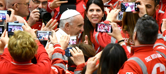 Papa: l'accoglienza è uno schiaffo a cultura dello scarto