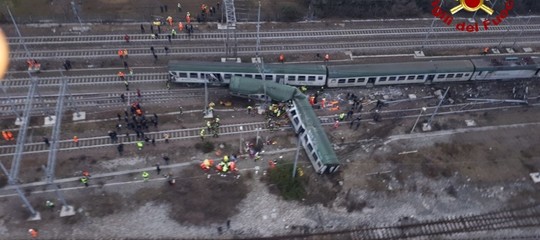 Treno deragliato: indagati vertici Trenord e Rfi