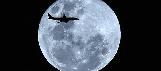 Quanto è realistico il progetto di un insediamento umano sulla Luna