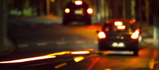 Auto pirata travolge 2 giovani a Viareggio, morto 21enne