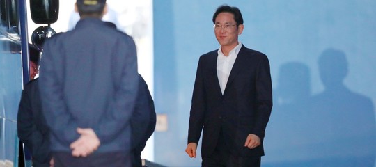 Samsung: erede della dinastia rimesso in libertà