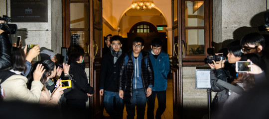 Hong Kong: liberi Wong e altri due attivisti pro-democratici