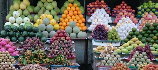 Commercio: Istat, vendite al dettaglio -0,3% a dicembre; il 2017 si chiude a +0,2%