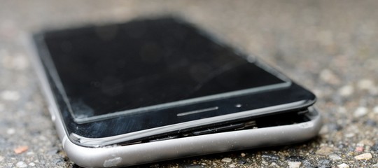 Qualcuno ha messo online il codice sorgente dell'iPhone: "Il più grande leak della storia"
