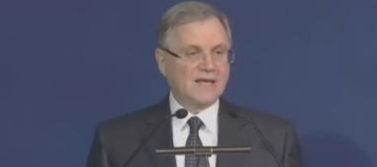 Visco: attenti più all'efficacia delle riforme che al Qe