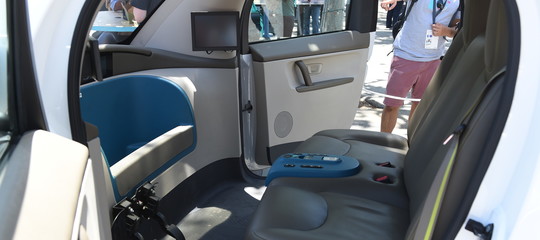 L'auto a guida autonoma è diventato un rompicapo per filosofi