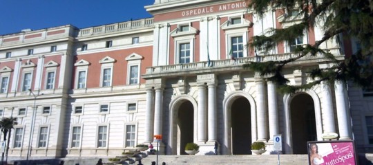 Agguato nel Napoletano, un ferito grave