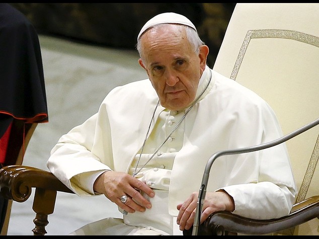 Appello Papa contro corruzione "Far crescere economia onesta'