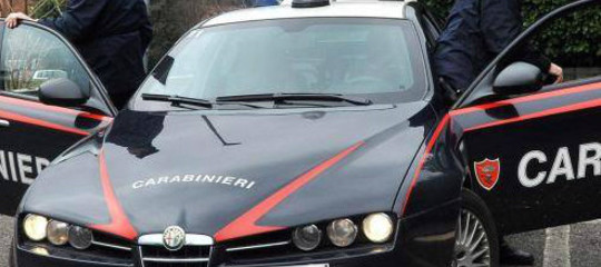 Femminicidio nel Foggiano, uccide la moglie a coltellate e tenta il suicidio