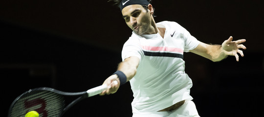 Federer torna numero 1 del mondo e riesce nell'impresa di ritrovare il tempo perduto