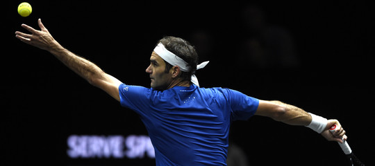 Federer torna numero 1 del mondo e riesce nell'impresa di ritrovare il tempo perduto