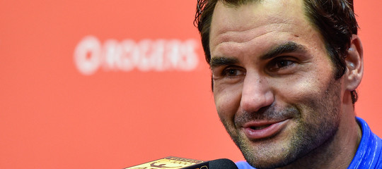 Federer torna numero 1 del mondo e riesce nell'impresa di ritrovare il tempo perduto