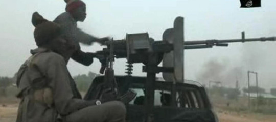 Nigeria: attentato kamikaze di Boko Haram al mercato, 19 morti