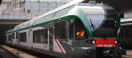 Tutti i numeri (segreti) delle gravi inefficienze di Trenord. Un'inchiesta