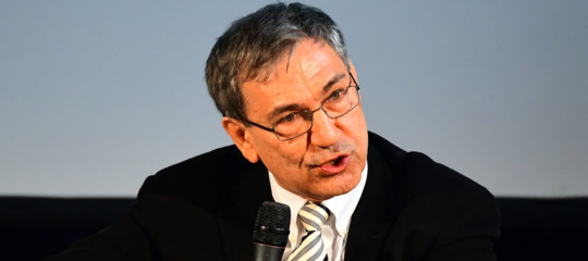 Perché Sarajevo ha deciso di togliere la cittadinanza onoraria a Orhan Pamuk, premio Nobel turco