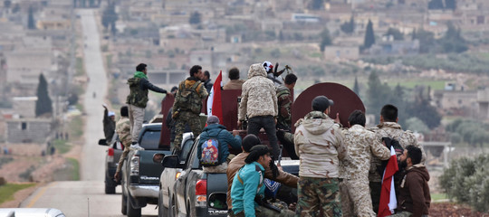 Su Afrin soffiano i venti di guerra tra Siria e Turchia. Cosa sta succedendo