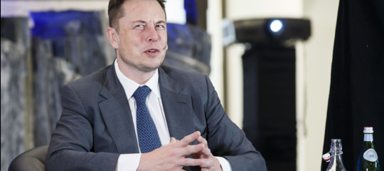Hanno hackerato l'account cloud di Tesla per minare criptovalute