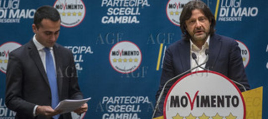 M5s: Caiata si sospende dal Movimento