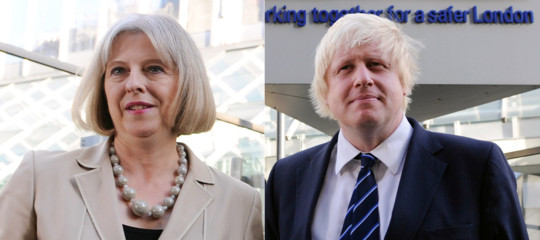 Strappare condizioni accettabili all'Ue, evitare un nuovo referendum. La doppia sfida di Theresa