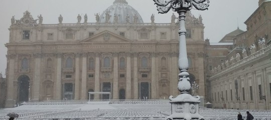 Neve a Roma, interviene l'esercito
