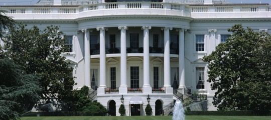 Trump: Casa Bianca, riceverà Macron il prossimo 24 aprile