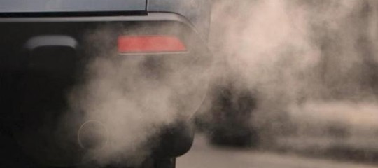 Germania: Corte federale, i Comuni possono vietare auto diesel
