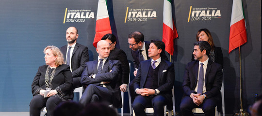 Ecco chi sono i 17 ministri candidati da Di Maio: "Ci deridono, il 5 rideremo noi"
