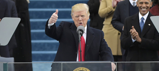 Dazi Usa, Trump minaccia di colpire le auto europee