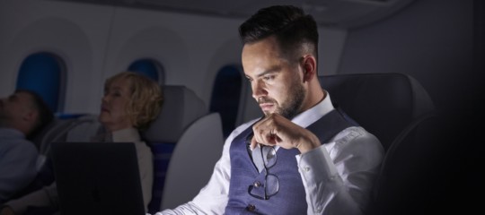 Questa estate in Europa arriva il wifi a banda larga in aereo