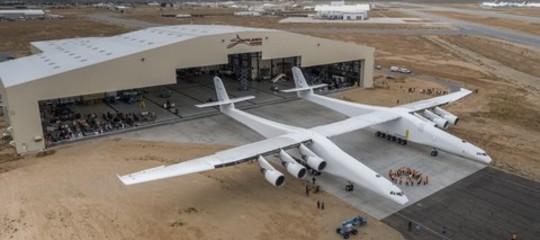 Perché Paul Allen sta costruendo l'aereo più grande del mondo?
