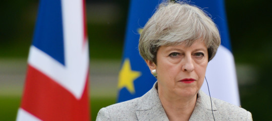 Ex spia Kgb: Londra espelle 23 diplomatici russi, May "Mosca è colpevole"