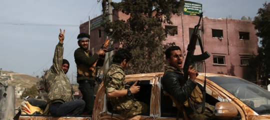 I turchi prendono Afrin, prosegue l'evacuazione di Ghouta. Cosa sta succedendo in Siria