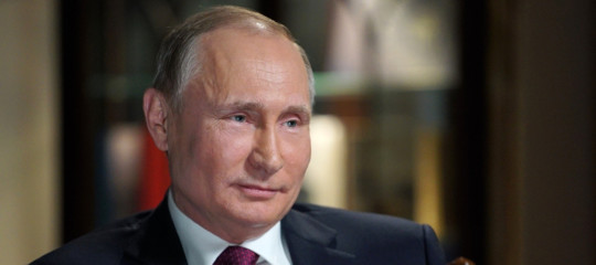 Russia: Putin al 76,6%; affluenza a 67%; "vittoria record"