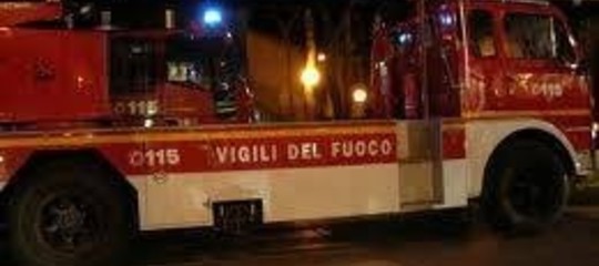 Esplosione a Catania: tre vittime, due sono vigili del fuoco