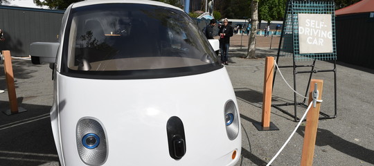 È la fine del sogno delle auto senza conducente?