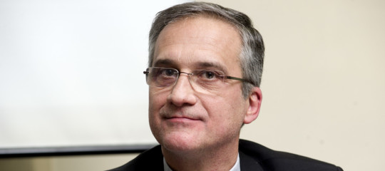 Vaticano: si è dimesso monsignor Viganò
