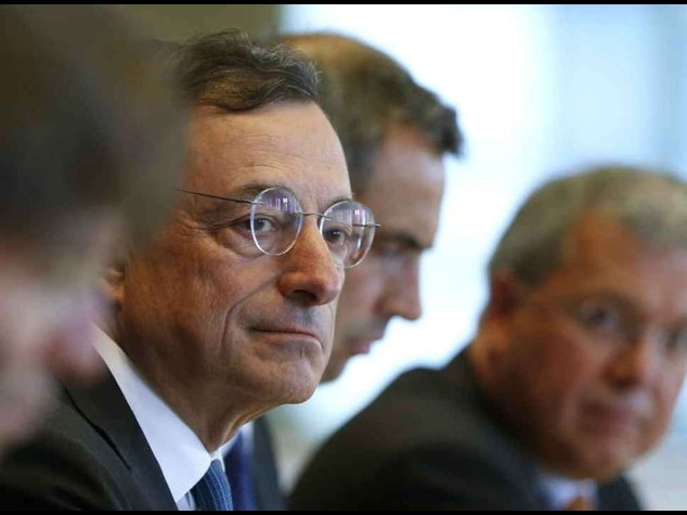 Allarme di Draghi per l'Europa. "L'economia si e' aggravata"