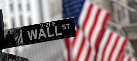 Paura a Wall Street per i dazi di Trump alla Cina, Dow Jones -2,9%