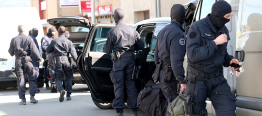 L'Isis torna a colpire in Francia. Cronaca di 5 ore di terrore