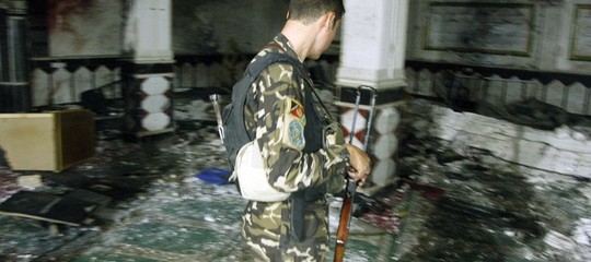 Afghanistan: kamikaze contro moschea sciita a Herat, un morto e 7 feriti